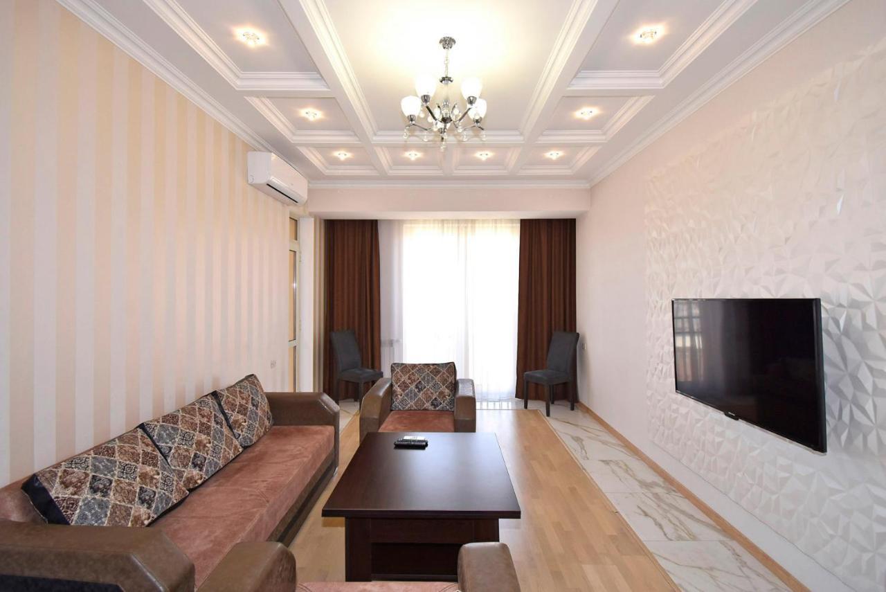 Rent Inn Yerevan On Buzand Street Екстериор снимка
