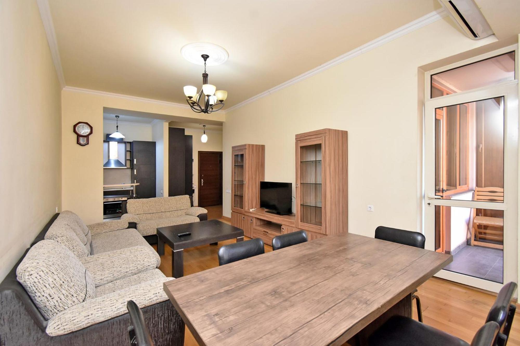Rent Inn Yerevan On Buzand Street Екстериор снимка