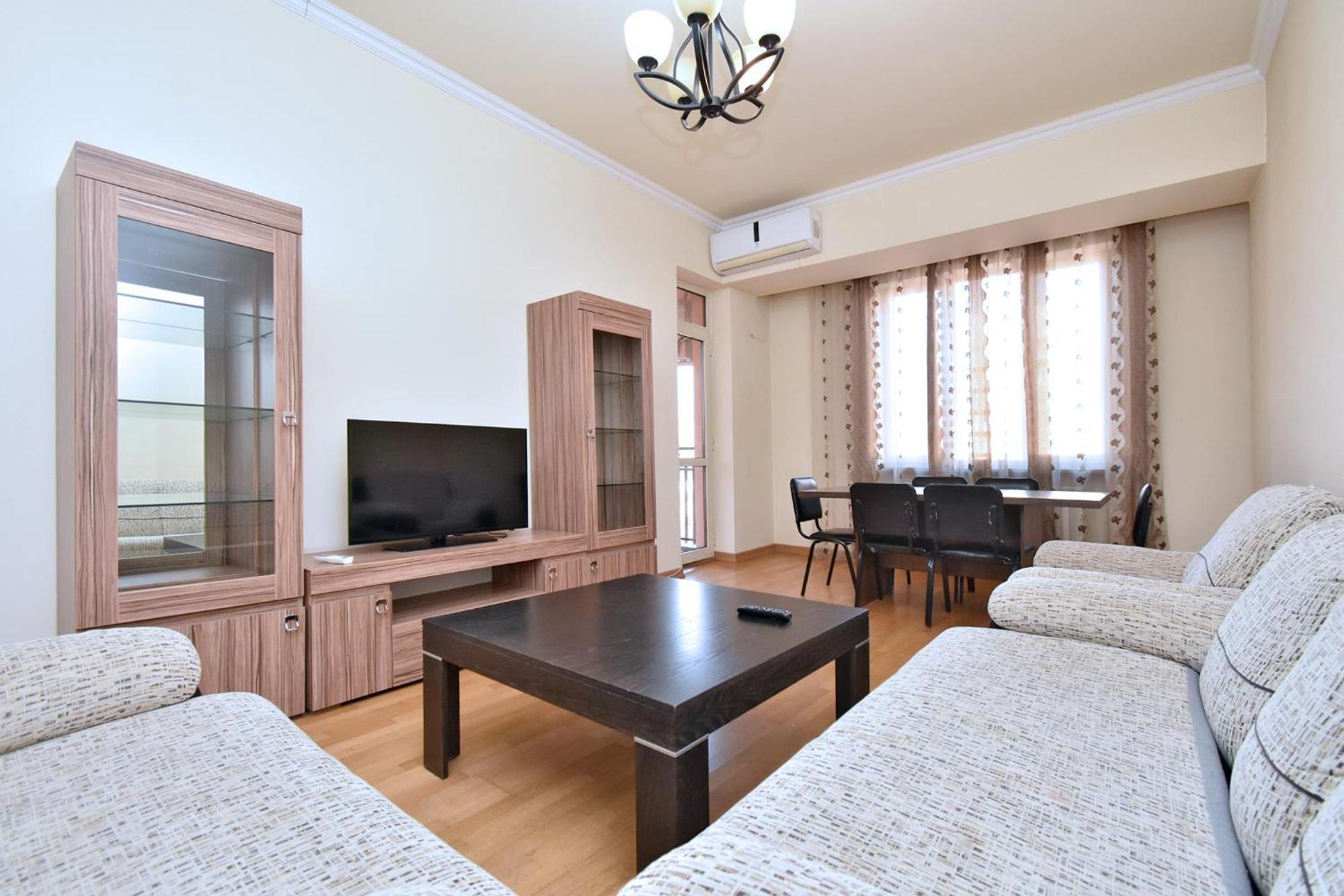 Rent Inn Yerevan On Buzand Street Екстериор снимка
