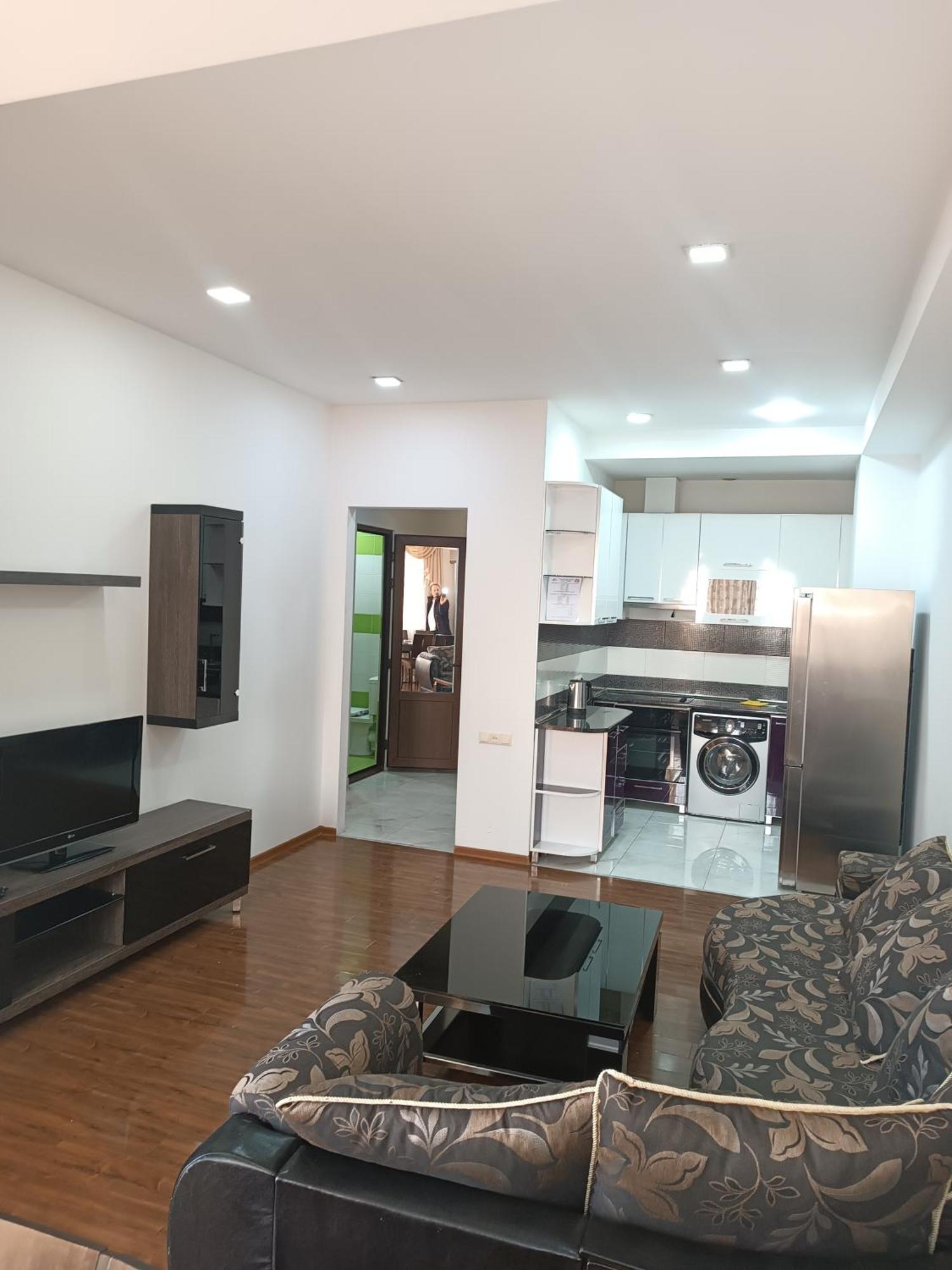 Rent Inn Yerevan On Buzand Street Екстериор снимка